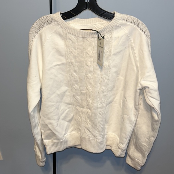 White Cable Knit Reid Sweatshirt
TNUCK SPORT - Picture 6 of 13